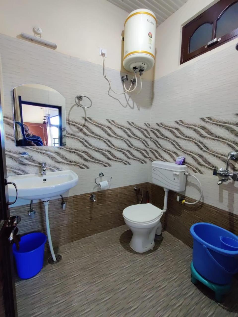 Aditya Homestay Bir-Billing Surrounded By Mountains Номер фото
