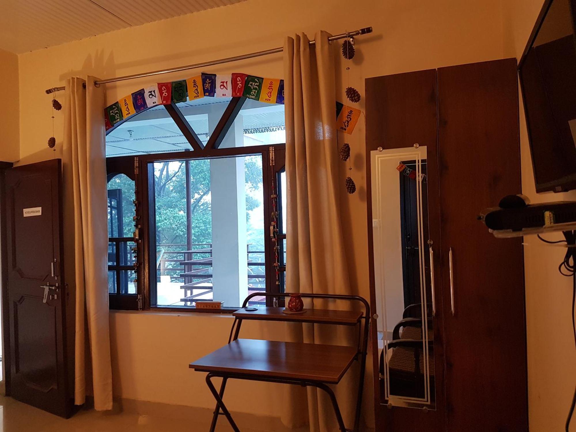 Aditya Homestay Bir-Billing Surrounded By Mountains Екстер'єр фото