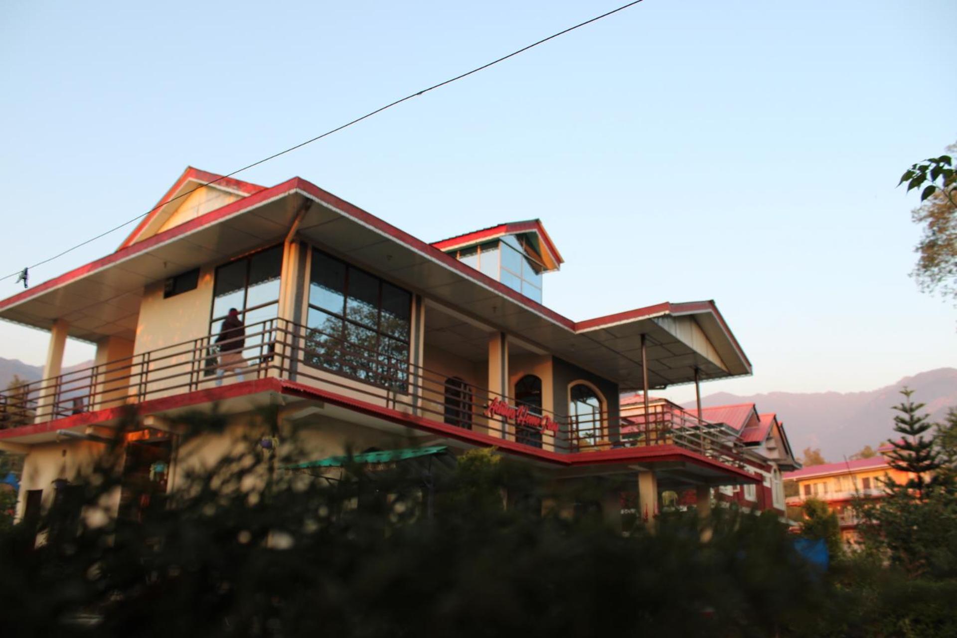 Aditya Homestay Bir-Billing Surrounded By Mountains Екстер'єр фото