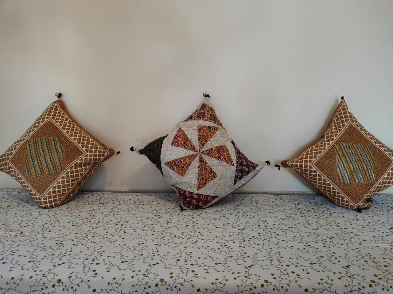 Aditya Homestay Bir-Billing Surrounded By Mountains Екстер'єр фото