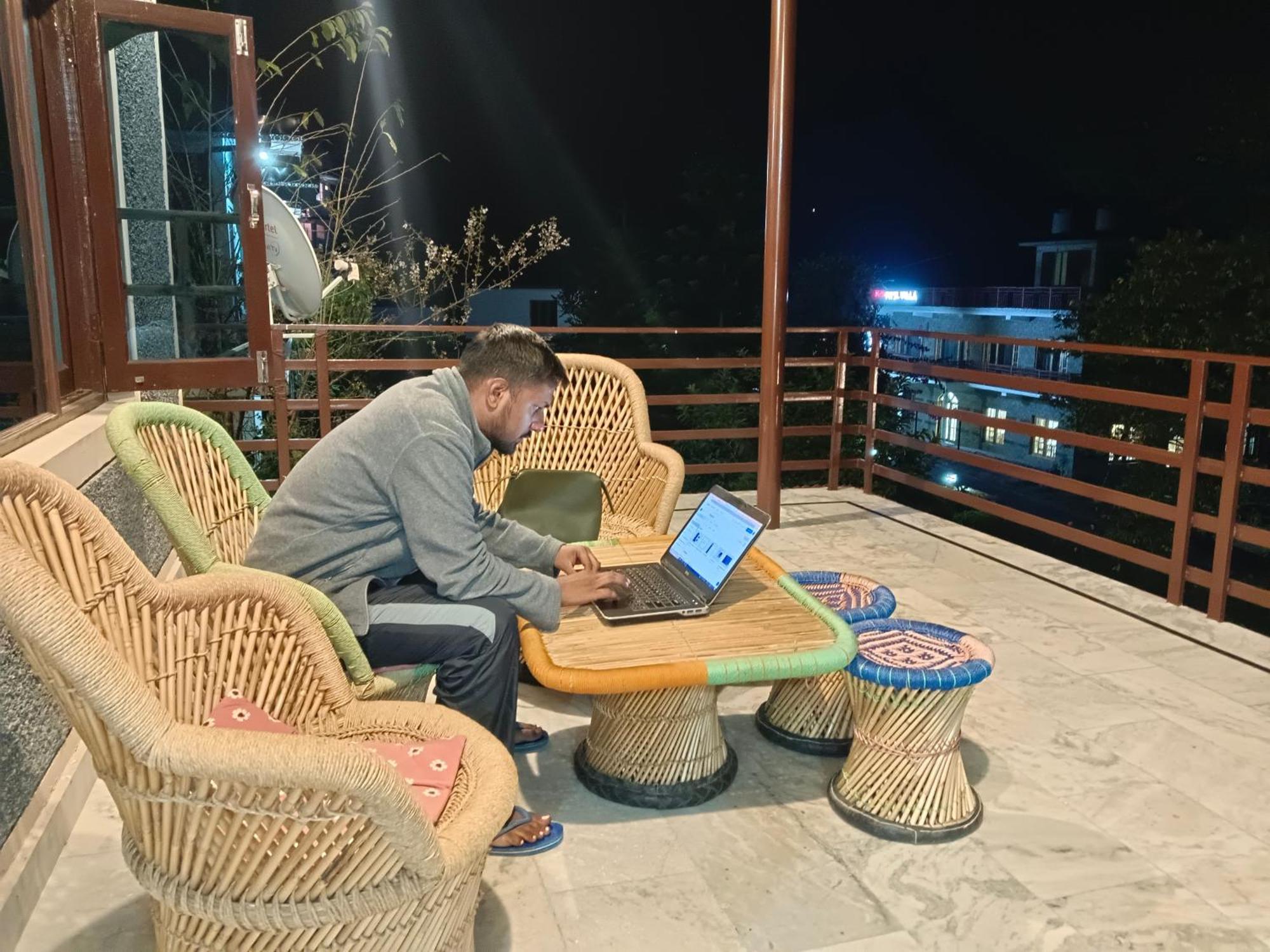 Aditya Homestay Bir-Billing Surrounded By Mountains Екстер'єр фото