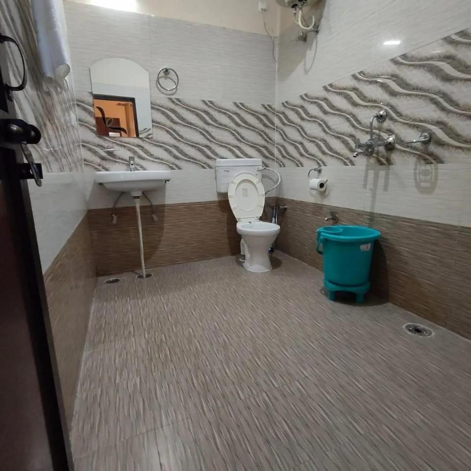 Aditya Homestay Bir-Billing Surrounded By Mountains Екстер'єр фото